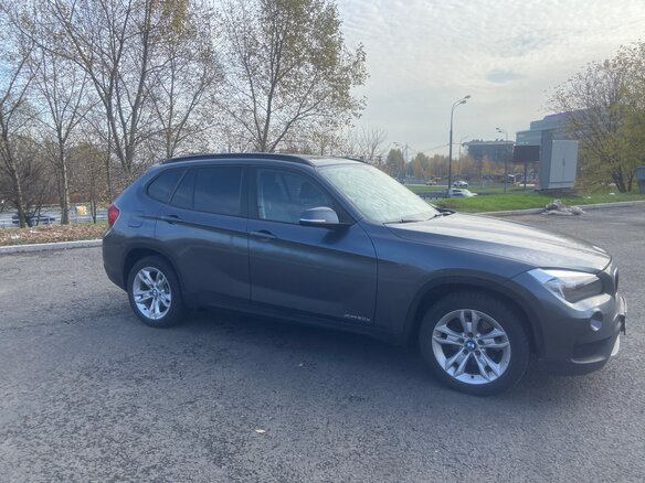 2013 BMW X1 20d I (E84) Рестайлинг, серый, 1470000 рублей - вид 6