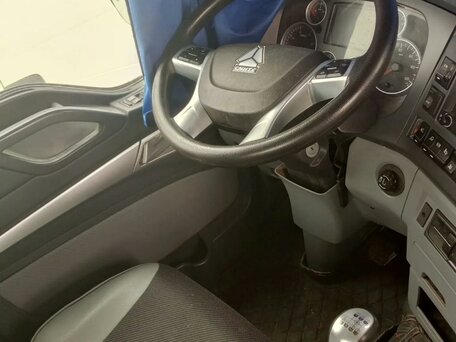 2022 Sinotruk Howo 4X2, белый, 2900000 рублей, вид 4