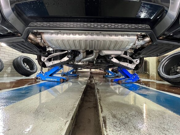2020 Porsche Cayenne S III, серый - вид 23