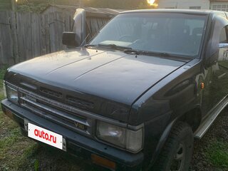 1990 Nissan Terrano I, чёрный, 450000 рублей, вид 2