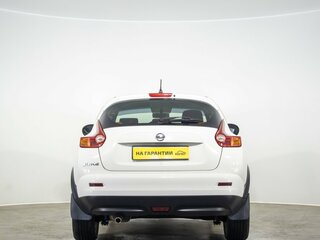 2014 Nissan Juke I, белый, 1009000 рублей, вид 5