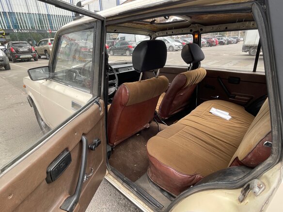 1986 Lada (ВАЗ) 2104, бежевый, 110000 рублей - вид 8