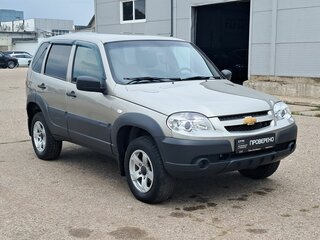 2019 Chevrolet Niva I Рестайлинг, коричневый, 670000 рублей, вид 3