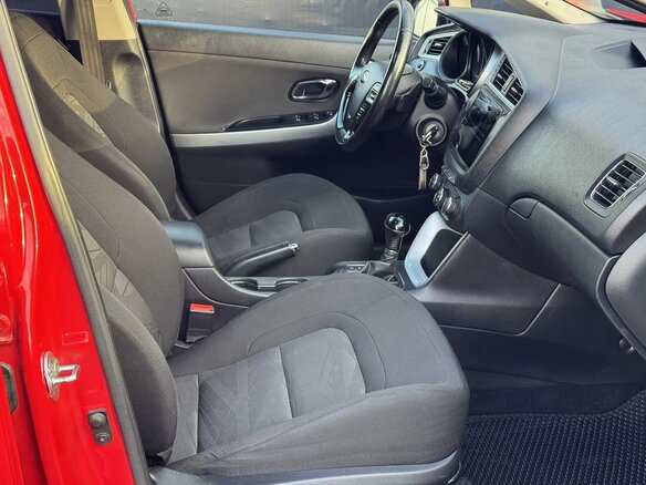2015 Kia Ceed II Рестайлинг, красный, 1183000 рублей - вид 11