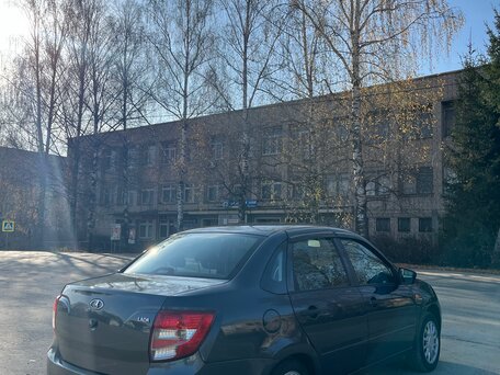 2016 Lada (ВАЗ) Granta I, серебристый, 410000 рублей, вид 4