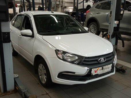 2023 Lada (ВАЗ) Granta I Рестайлинг, белый, 780000 рублей, вид 2