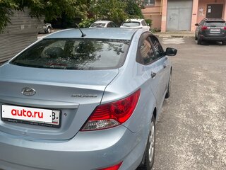 2013 Hyundai Solaris I, голубой, 825000 рублей, вид 4
