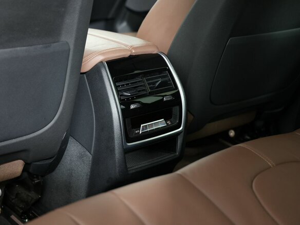 2020 BMW X5 40d IV (G05/G18), белый, 6970000 рублей - вид 28