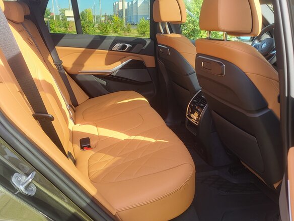 2025 BMW X5 40i IV (G05/G18) Рестайлинг, зелёный, 11600000 рублей - вид 26