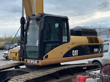 2008 Caterpillar 330, 7500000 рублей, вид 2