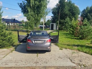 2012 Hyundai Solaris I, серый, 572000 рублей, вид 5