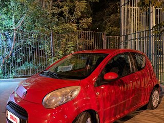 2010 Citroen C1 I Рестайлинг, красный, 375000 рублей, вид 3