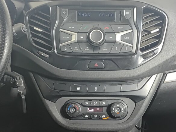 2019 Lada (ВАЗ) Vesta SW I, серый, 730000 рублей - вид 14