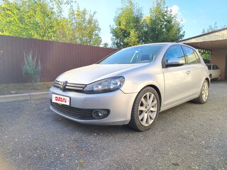 2009 Volkswagen Golf VI, серебристый, 700000 рублей, вид 1