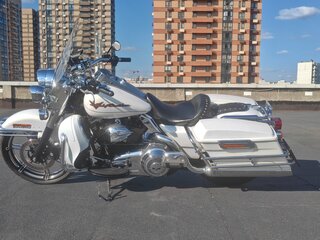2007 Harley-Davidson Road King, белый, 999000 рублей, вид 5