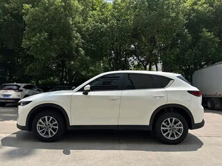 2024 Mazda CX-5 II Рестайлинг, белый, 2350000 рублей, вид 4