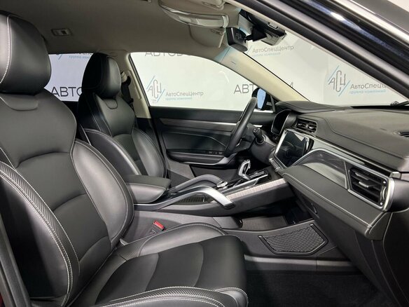 2022 Geely Atlas Pro, чёрный - вид 13