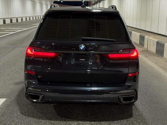 2019 BMW X7 30d I (G07), чёрный, 6600000 рублей - вид 10