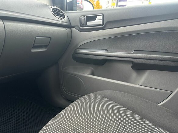 2009 Ford Focus II Рестайлинг, чёрный, 459000 рублей - вид 13