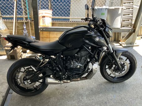 2021 Yamaha MT-07 (FZ-07), чёрный, 817000 рублей, вид 2