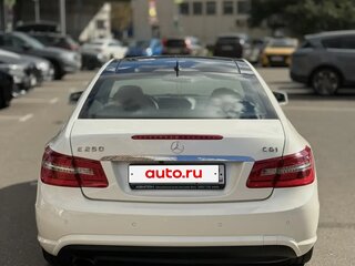 2010 Mercedes-Benz E-Класс 250 5G-Tronic IV (W212, S212, C207), белый, 1340000 рублей, вид 5