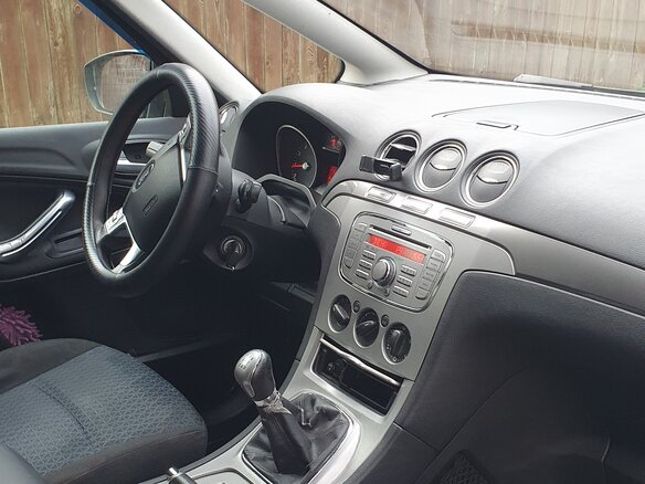 2008 Ford S-MAX I, серебристый, 920000 рублей - вид 8