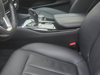 2021 BMW 5 серии 520i VII (G30/G31/G38) Рестайлинг, серый, 3500000 рублей, вид 4
