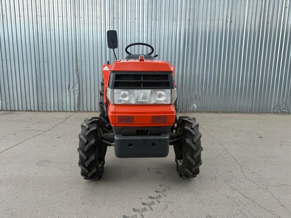 2005 Kubota GL-Series, оранжевый, 1050000 рублей - вид 9