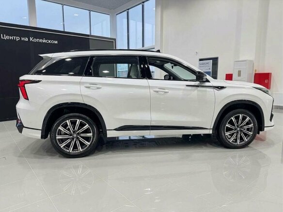 2024 Changan CS75 Plus III, белый, 2899000 рублей - вид 3