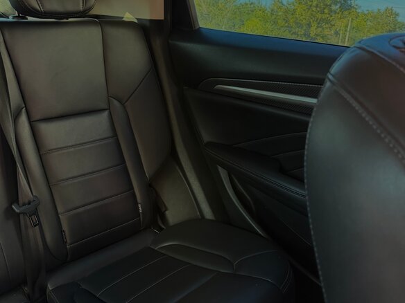 2022 Haval F7x I, чёрный, 1550000 рублей - вид 6