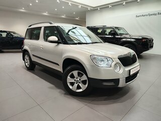 2013 Skoda Yeti I, серебристый, 1390000 рублей, вид 3