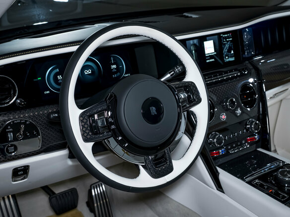 2025 Rolls-Royce Cullinan Black Badge I Рестайлинг (Series II), чёрный, 72000000 рублей - вид 20