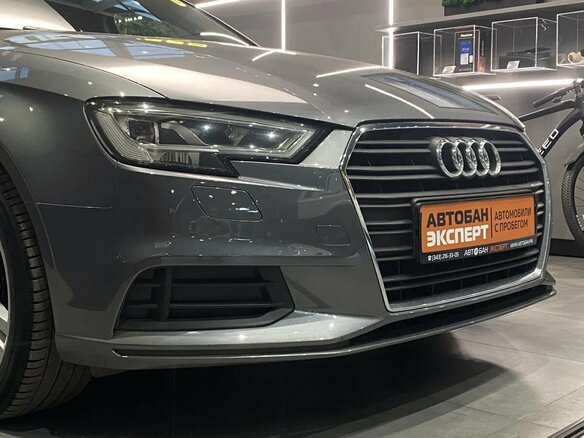 2018 Audi A3 III (8V) Рестайлинг, серый, 1959000 рублей - вид 6
