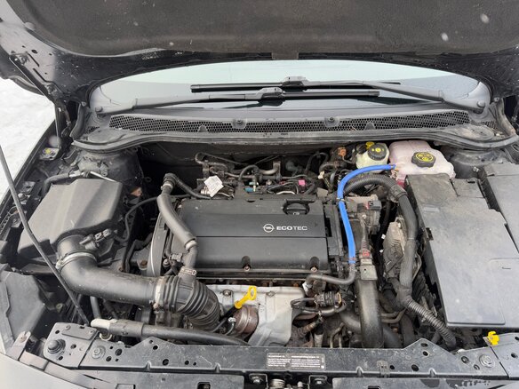 2010 Opel Astra J, чёрный, 750000 рублей - вид 17