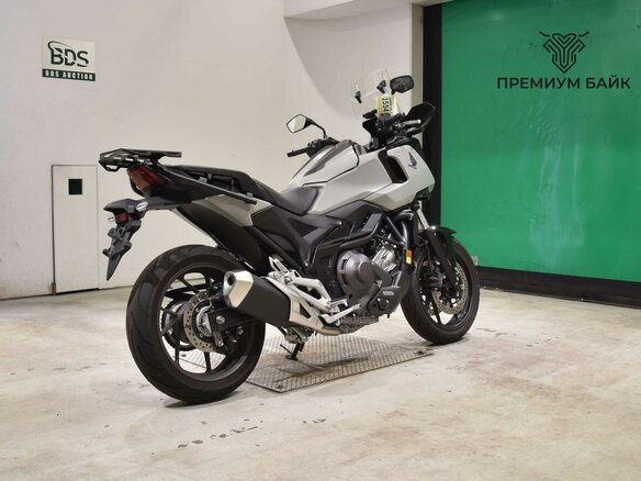 2025 Honda NC 750X, серый, 1285000 рублей - вид 4