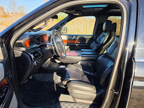 2018 Lincoln Navigator L IV, чёрный, 5500000 рублей - вид 18