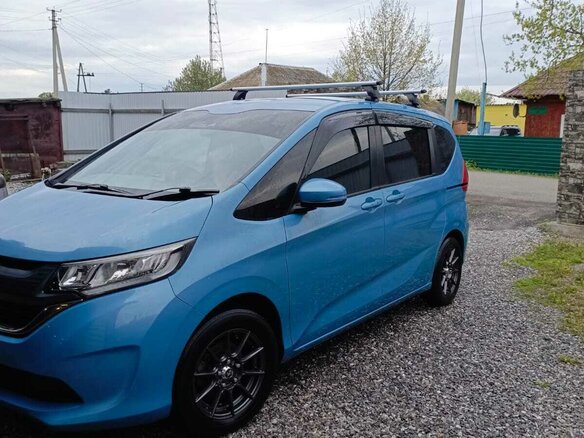 2018 Honda Freed II, синий, 1500000 рублей - вид 2