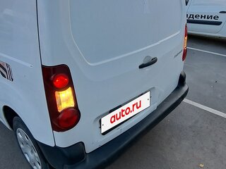 2013 Peugeot Partner II Рестайлинг, белый, 435000 рублей, вид 5