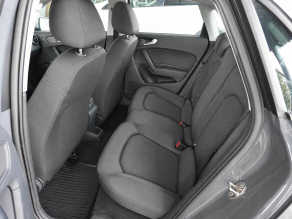 2015 Audi A1 I (8X), серый, 1580000 рублей - вид 16
