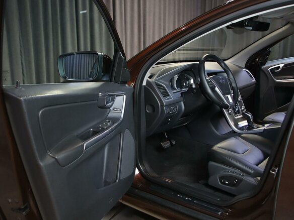 2015 Volvo XC60 I Рестайлинг, коричневый, 1549000 рублей - вид 6