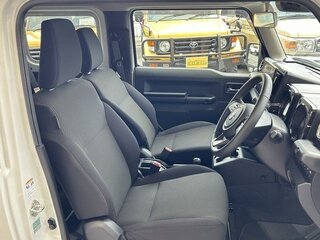 2023 Suzuki Jimny Sierra IV, белый, 1800000 рублей, вид 5