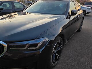 2021 BMW 5 серии 520i VII (G30/G31/G38) Рестайлинг, чёрный, 3250000 рублей, вид 3