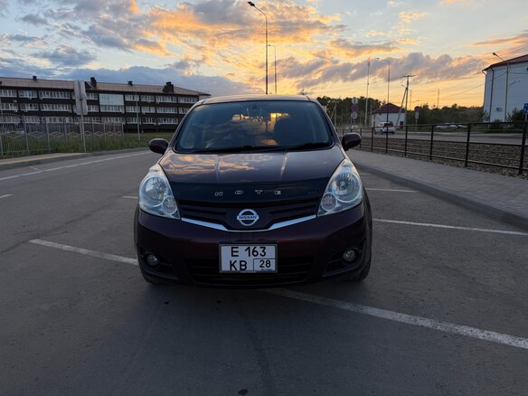 2011 Nissan Note I Рестайлинг, фиолетовый, 570000 рублей - вид 1