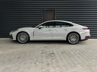 2024 Porsche Panamera 4 III, серый, 17999000 рублей, вид 2