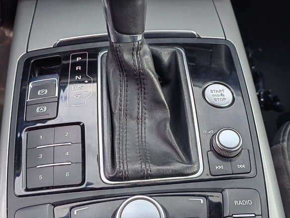 2011 Audi A6 IV (C7), чёрный, 1150000 рублей - вид 8