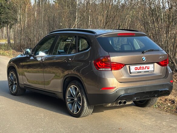2013 BMW X1 20i I (E84) Рестайлинг, коричневый, 1495000 рублей - вид 4
