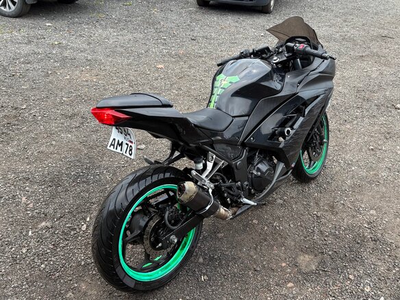 2013 Kawasaki Ninja 300, чёрный, 300000 рублей - вид 6