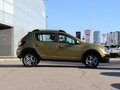 2016 Renault Sandero Stepway II, золотистый, 820000 рублей - вид 3