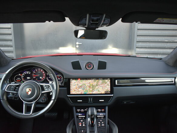 2021 Porsche Cayenne III, красный, 8990000 рублей - вид 12