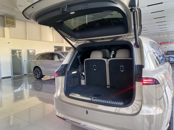 2026 Li Auto (Lixiang) L9 II, золотистый, 12950000 рублей - вид 6